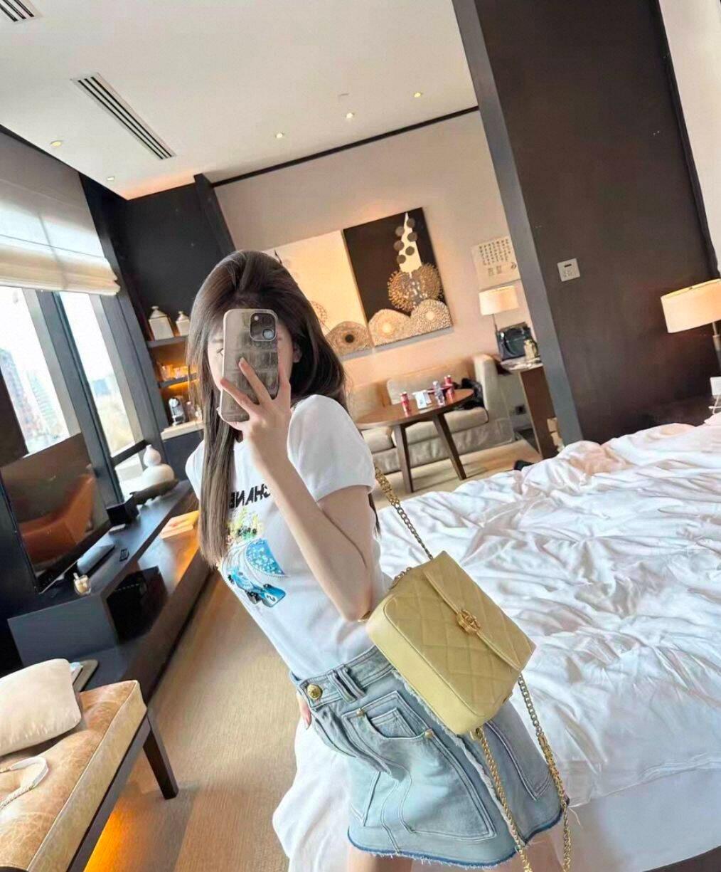 Vintage Racing Graphic T-Shirt