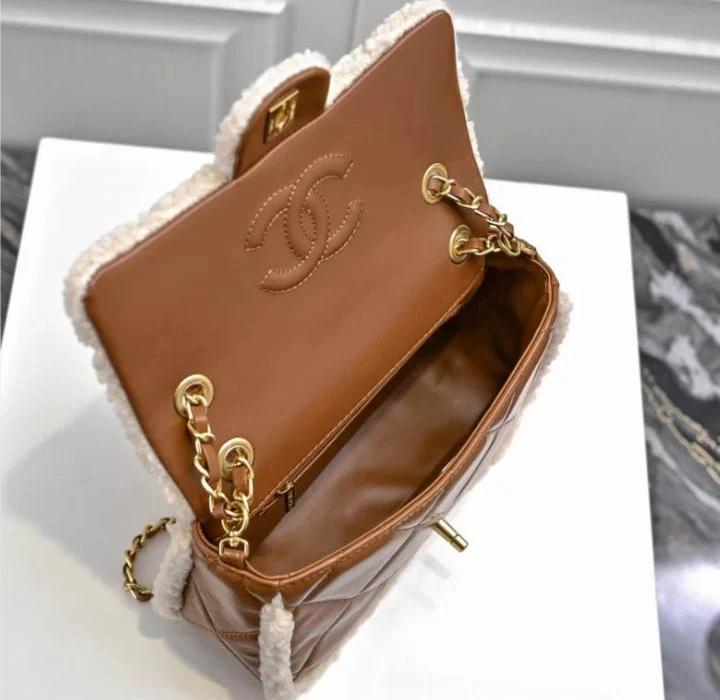 Leather Quilted Shoulder Bag