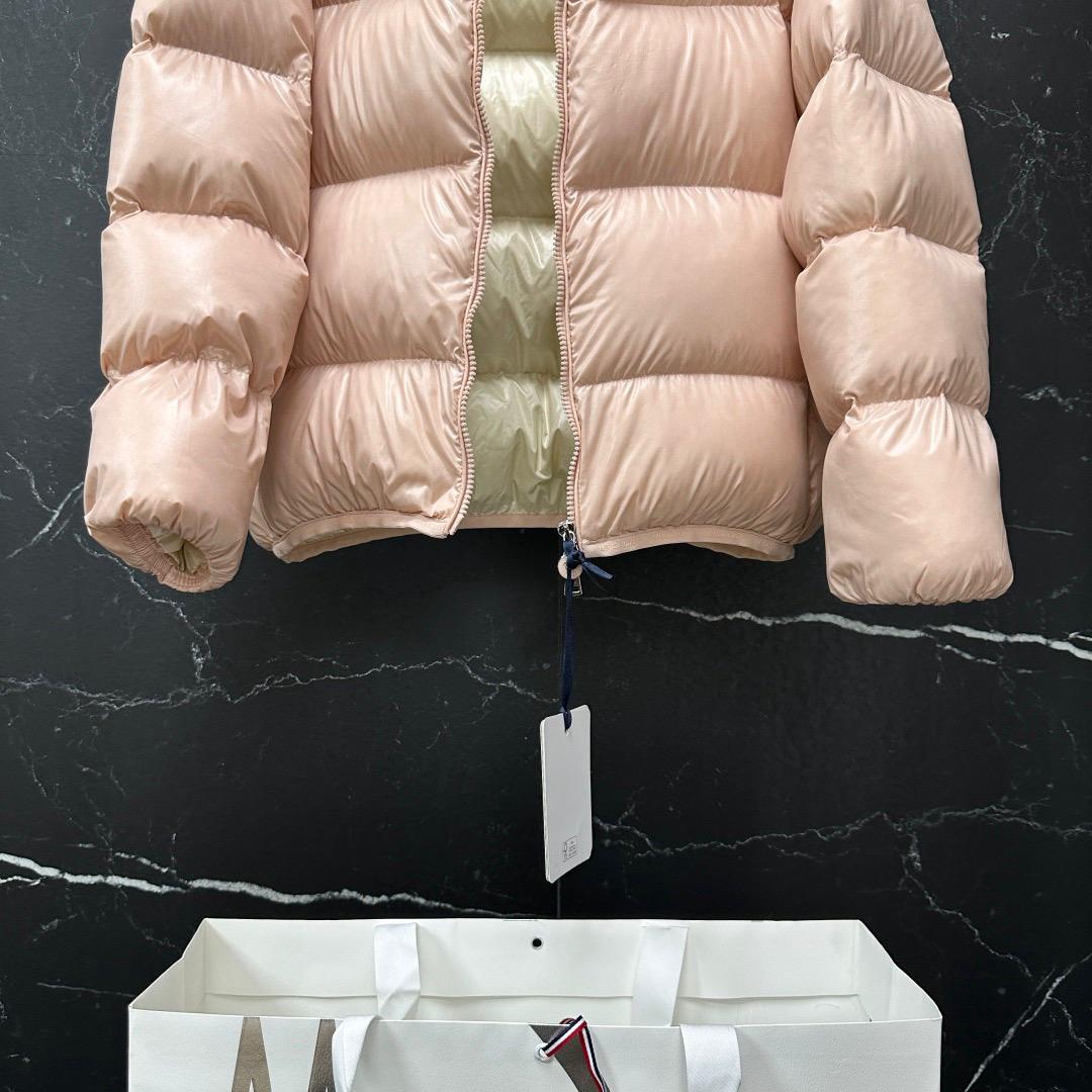 Lightweight Glossy Puffer Jacket